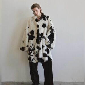Ivana Mentlova Shearling Coat